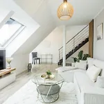Lägenhet Roof-suite 01 I Aufzug I Bbq I Wifi I Balkon I Tv *