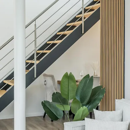 Roof-suite 01 I Aufzug I Bbq I Wifi I Balkon I Tv Apartment