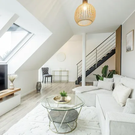 Apartmán Roof-suite 01 I Aufzug I Bbq I Wifi I Balkon I Tv *