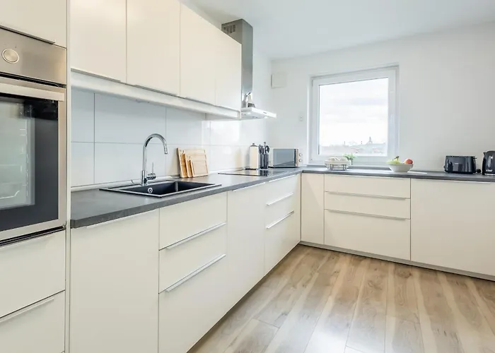 Roof-suite 01 I Aufzug I Bbq I Wifi I Balkon I Tv